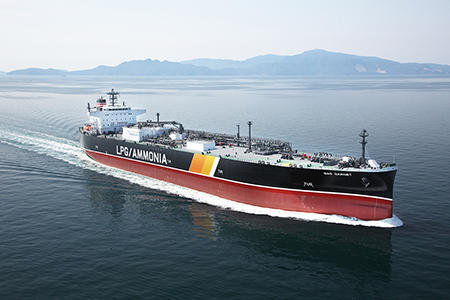 LPG燃料推進LPG/アンモニア運搬船「GAS GARNET」の引き渡し LPG燃料推進LPG/アンモニア運搬船「GAS GARNET」の引き渡し